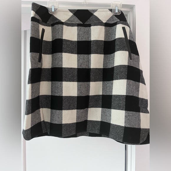 TALBOTS Buffalo Plaid Wool Blend Skirt Size 14 - Picture 1 of 3